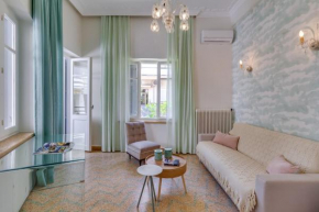 Samouil Apartment steps from the beach